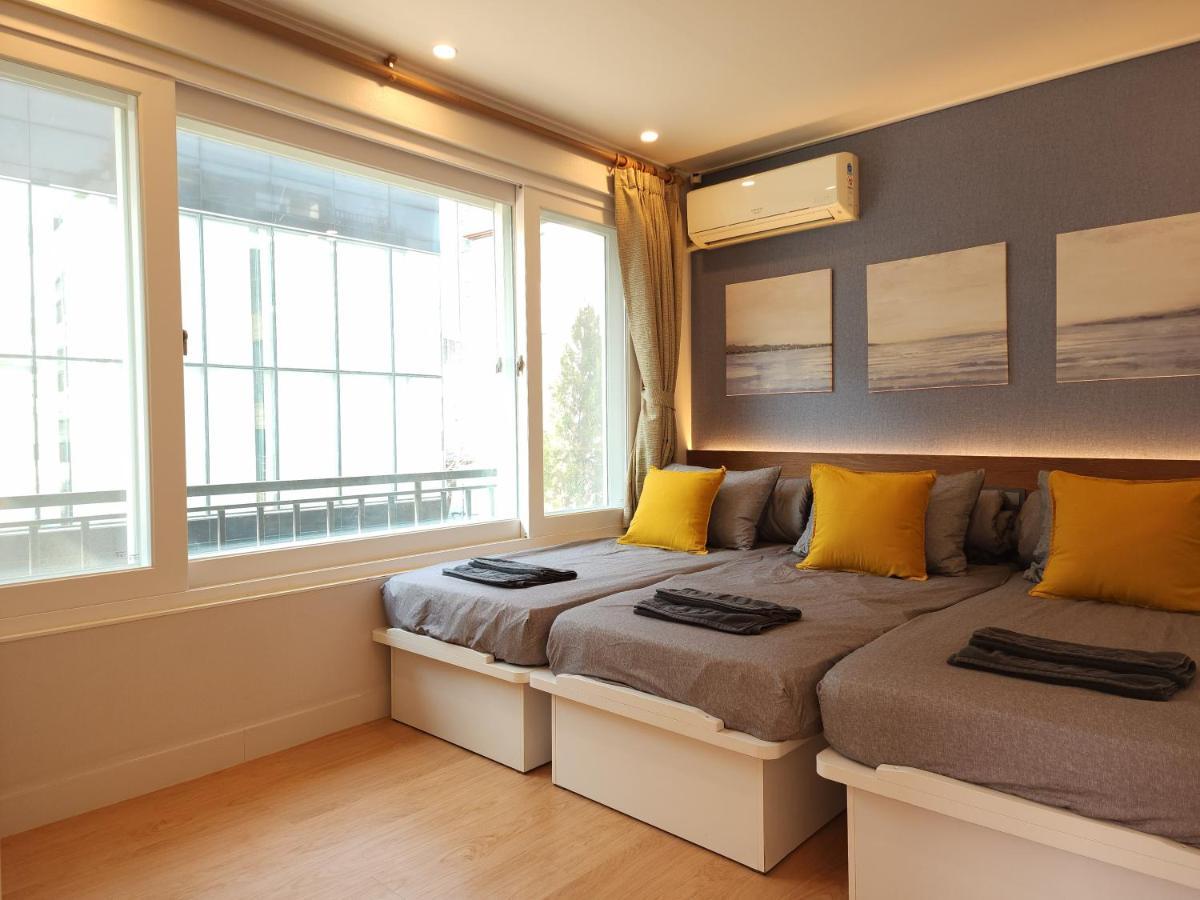 Oyo Myeongdong 5 Lodge Seoul Ngoại thất bức ảnh