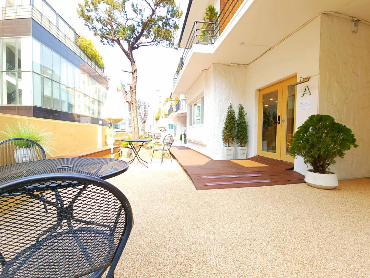 Oyo Myeongdong 5 Lodge Seoul Ngoại thất bức ảnh