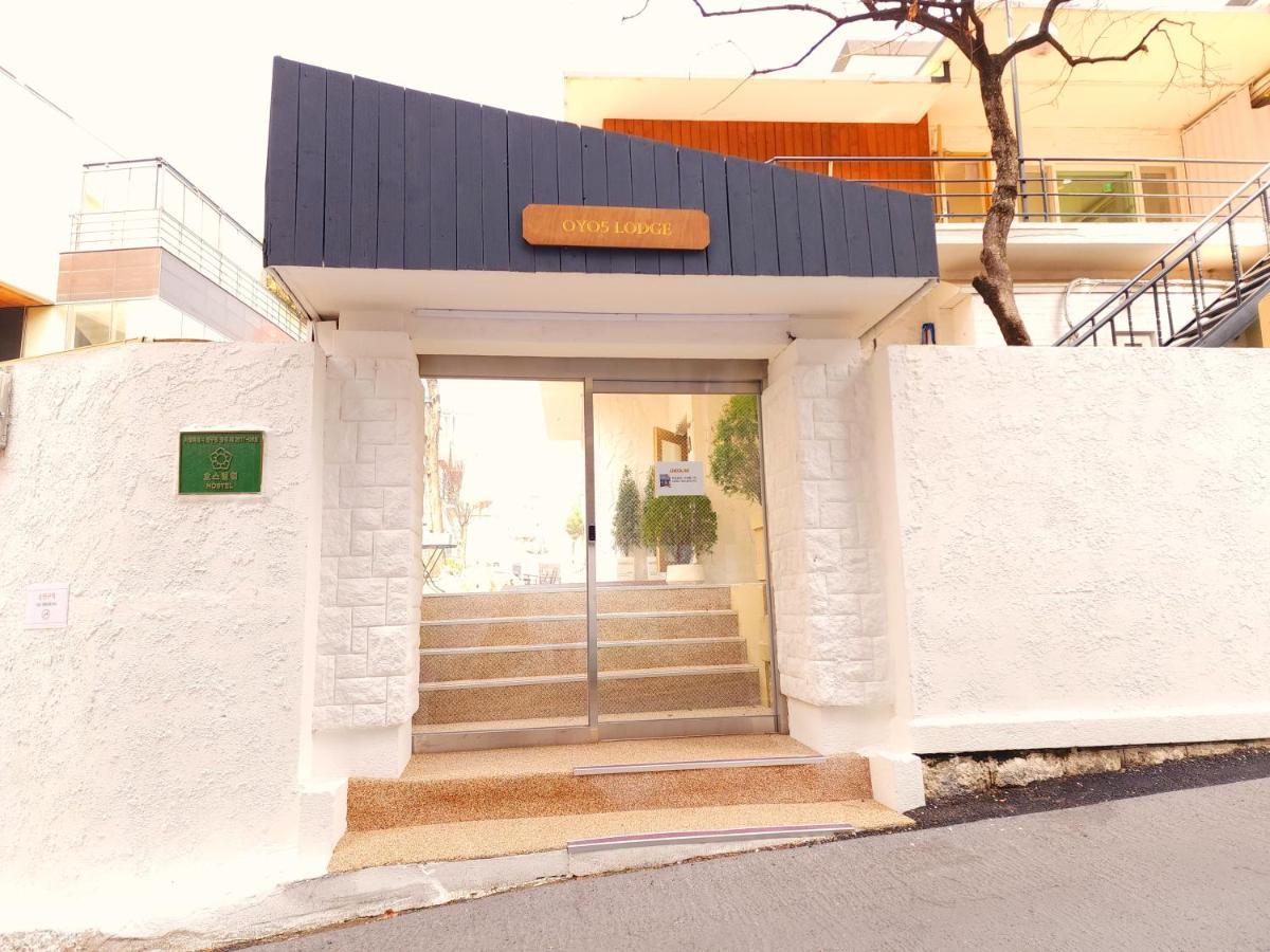 Oyo Myeongdong 5 Lodge Seoul Ngoại thất bức ảnh