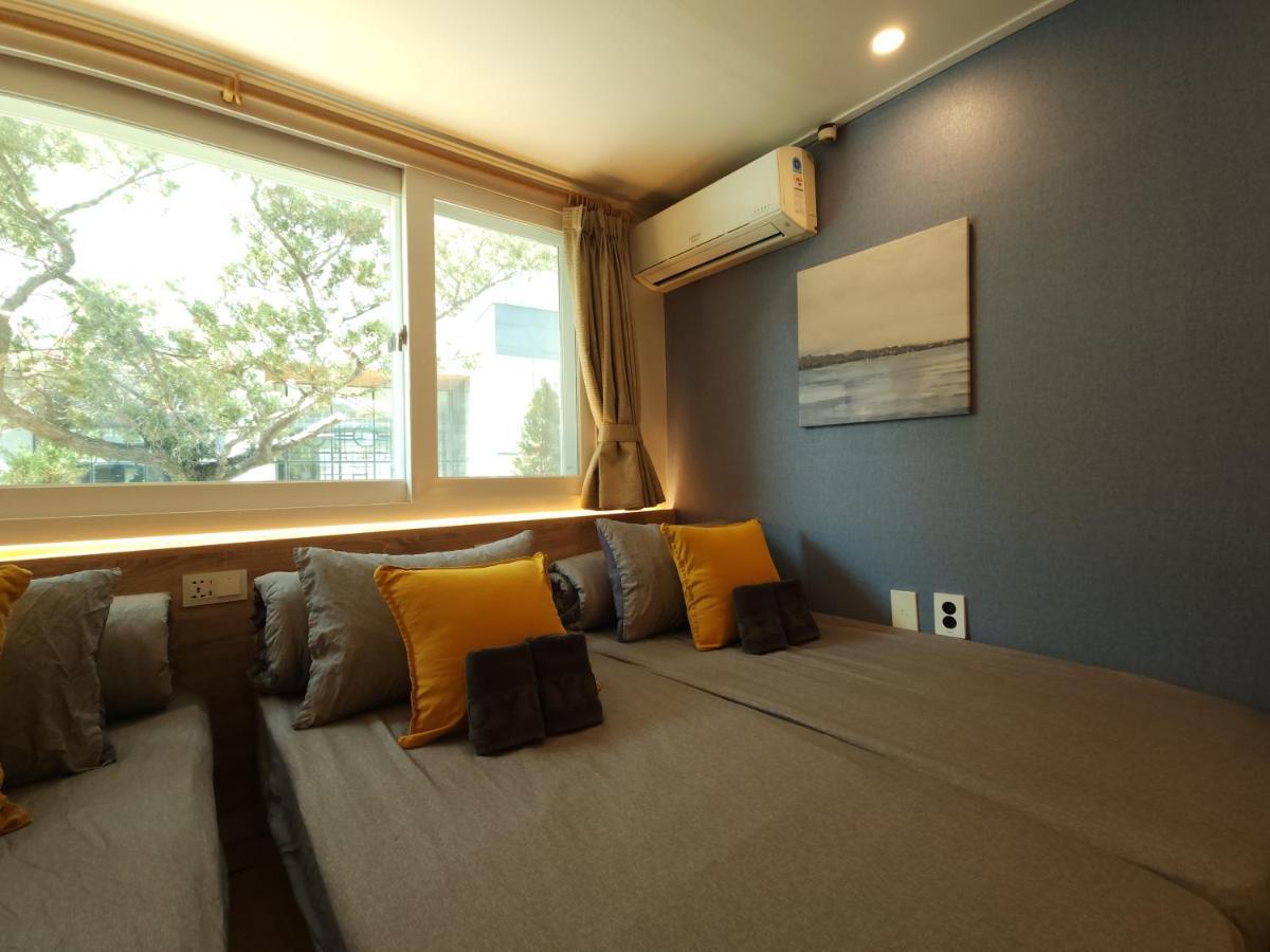 Oyo Myeongdong 5 Lodge Seoul Ngoại thất bức ảnh