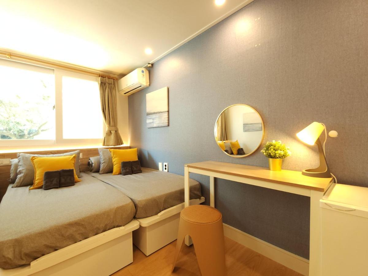 Oyo Myeongdong 5 Lodge Seoul Ngoại thất bức ảnh