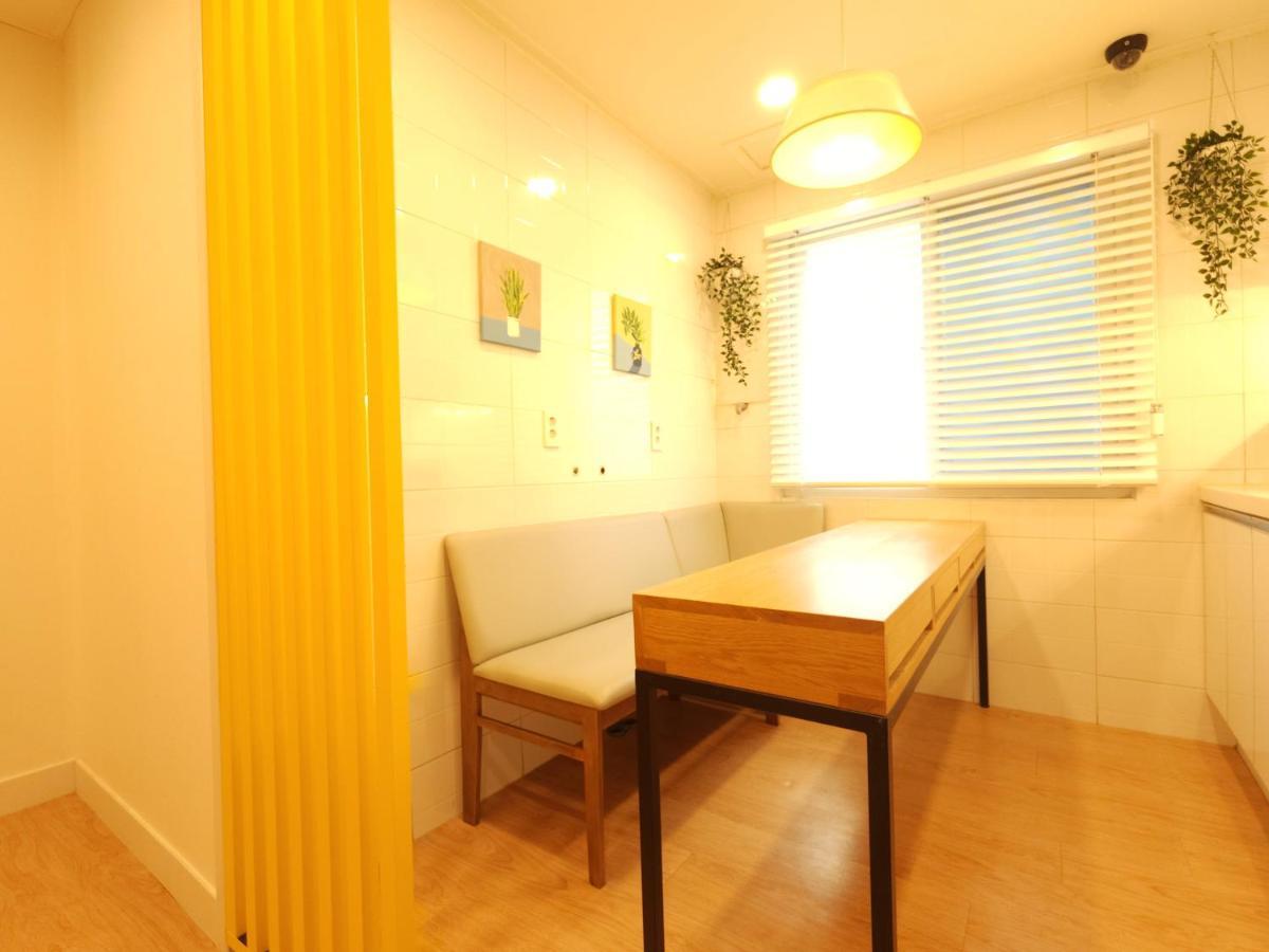 Oyo Myeongdong 5 Lodge Seoul Ngoại thất bức ảnh