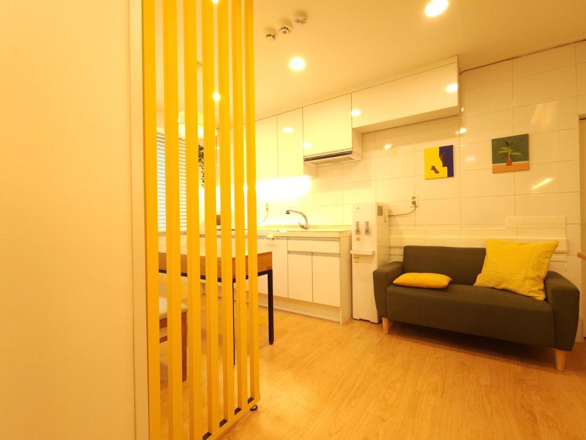 Oyo Myeongdong 5 Lodge Seoul Ngoại thất bức ảnh